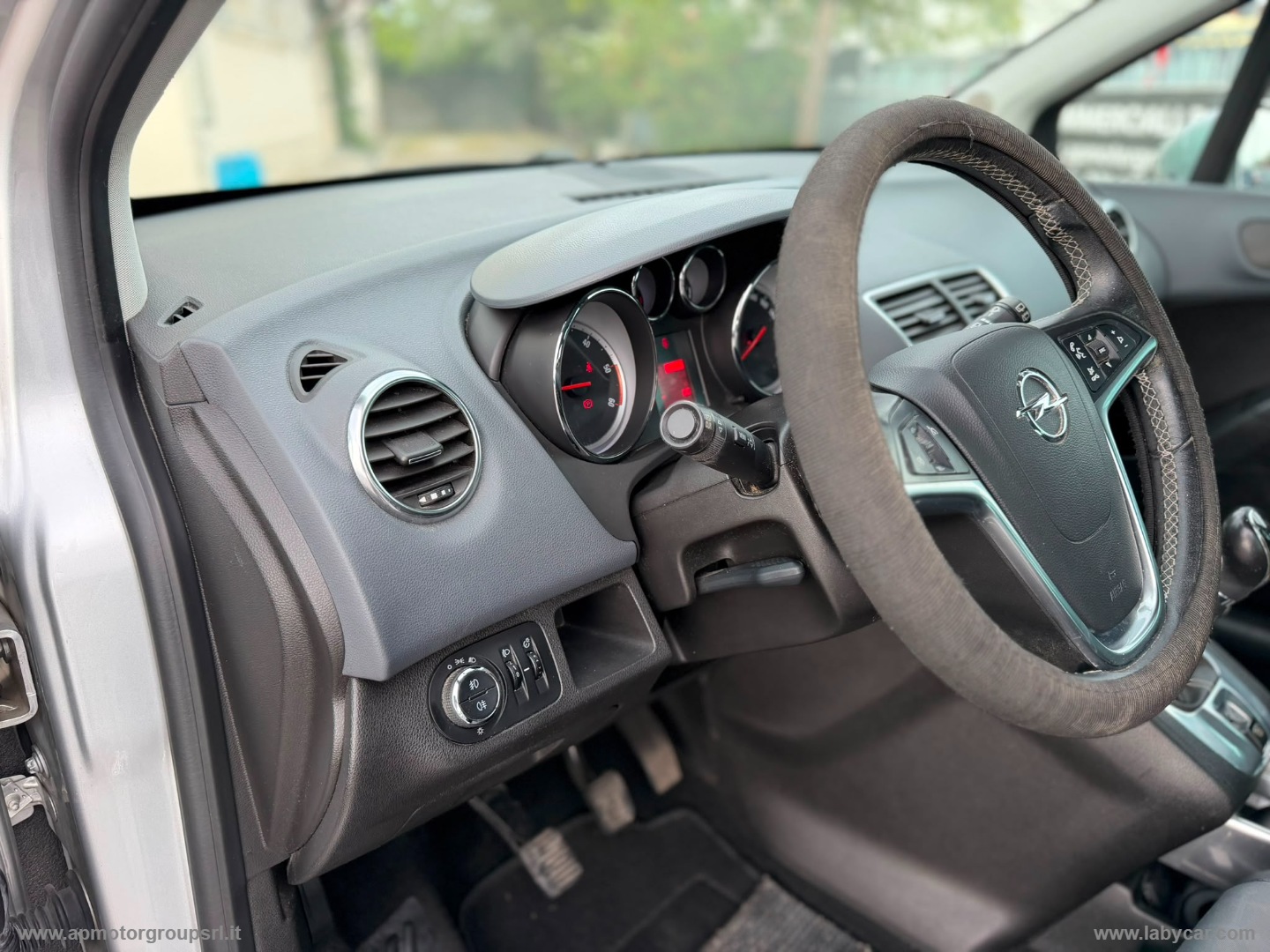 Meriva 1.3 CDTI 95 CV ecoFLEX Cosmo - immagine 29