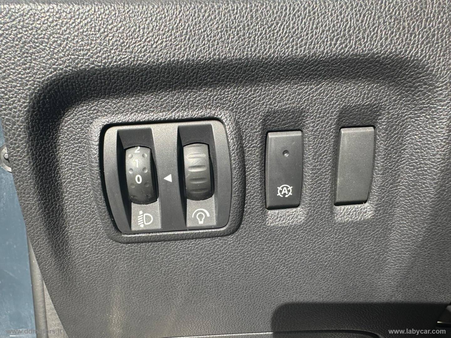 Captur dCi 8V 90 CV S&S Energy Intens *NEOPATENTATI* - immagine 29