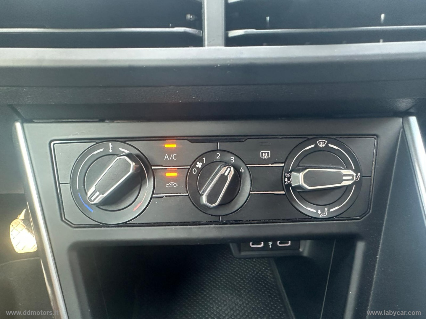 Polo 1.0 TSI Life *NEOPATENTATI* - immagine 29