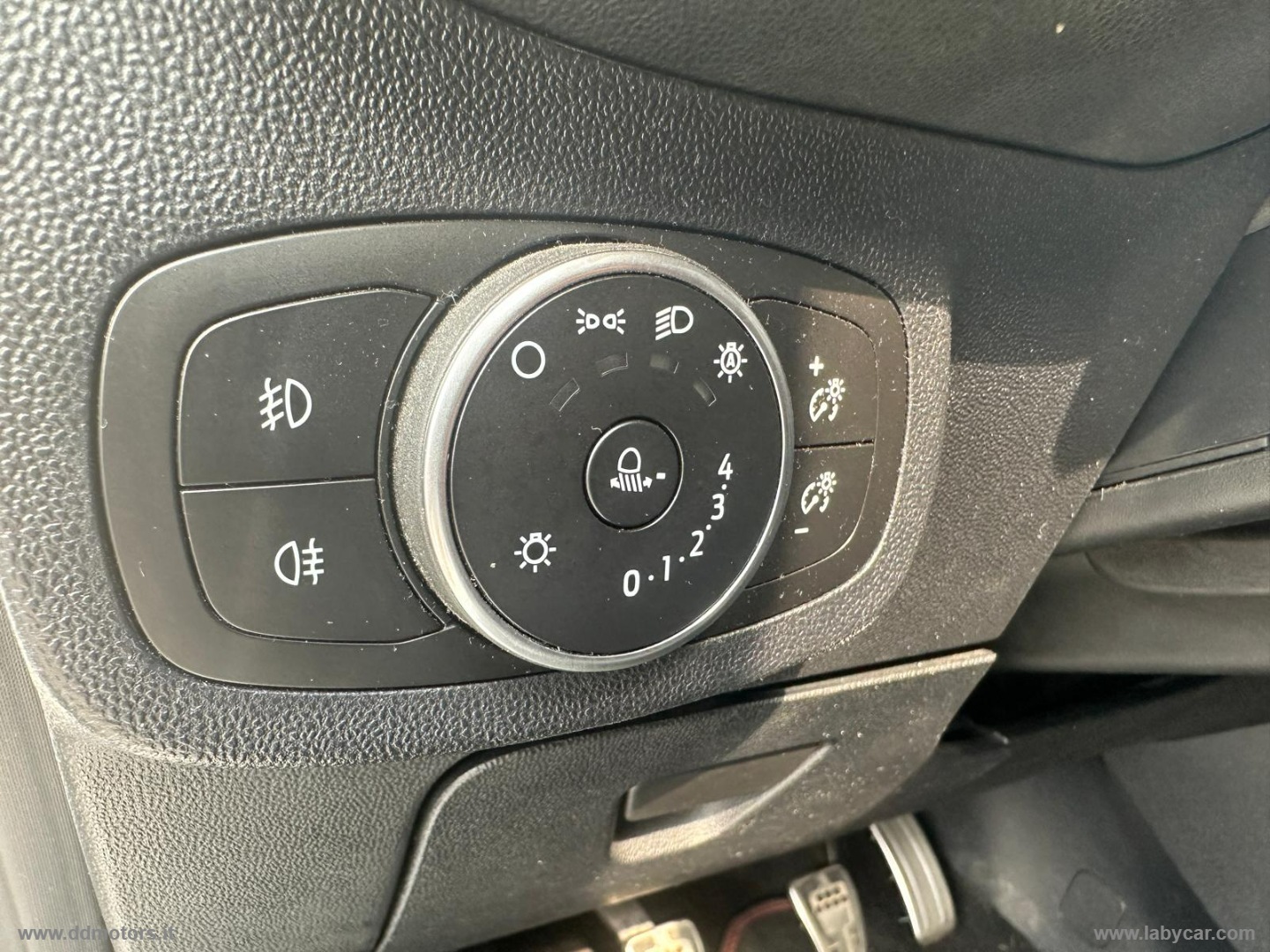 Fiesta 1.0 Ecob. Hybrid 125 5p. ST-Line *ST LINE* - immagine 29