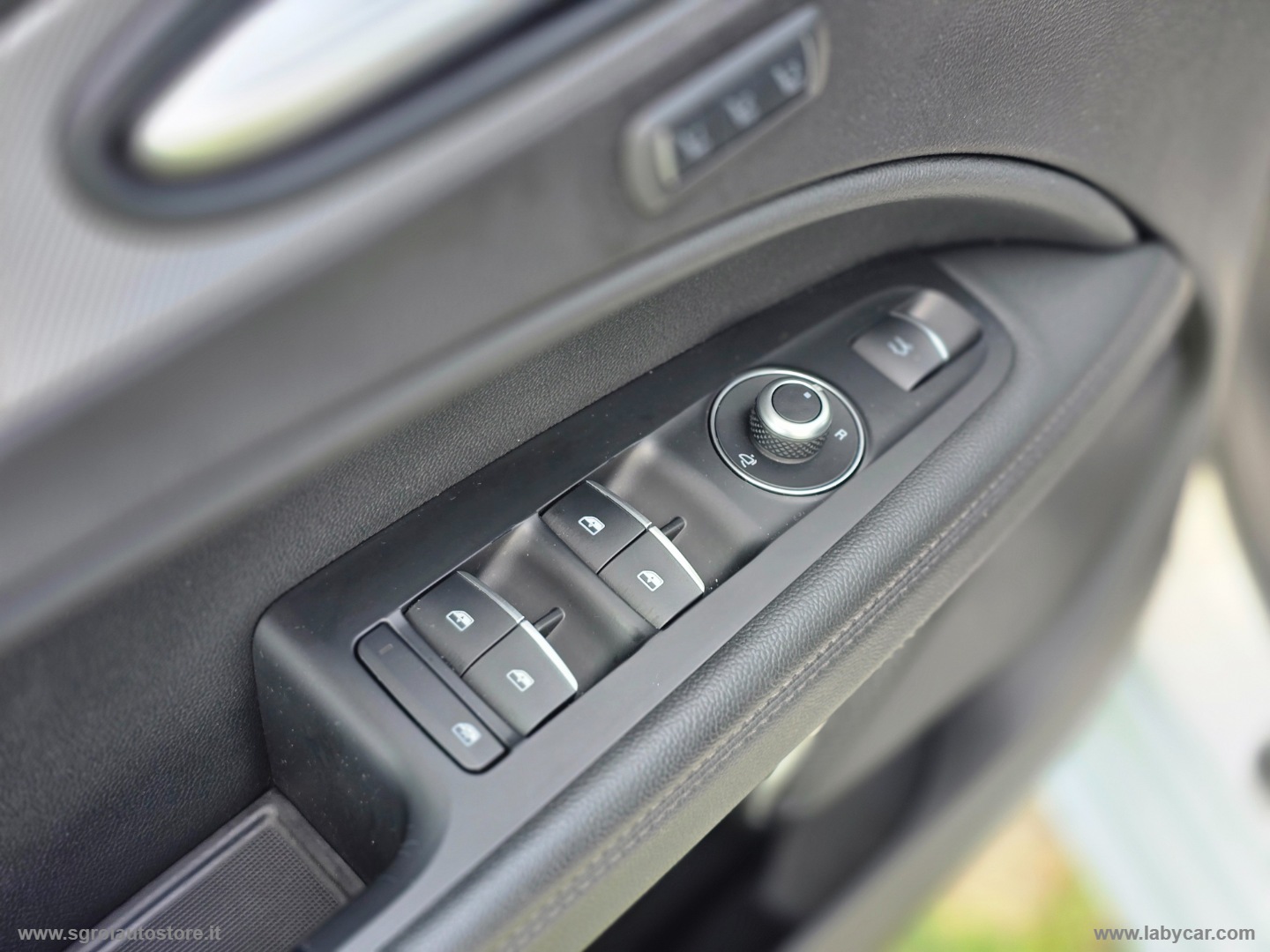 Stelvio 2.2 T.diesel 210CV AT8 Q4 Veloce - immagine 29