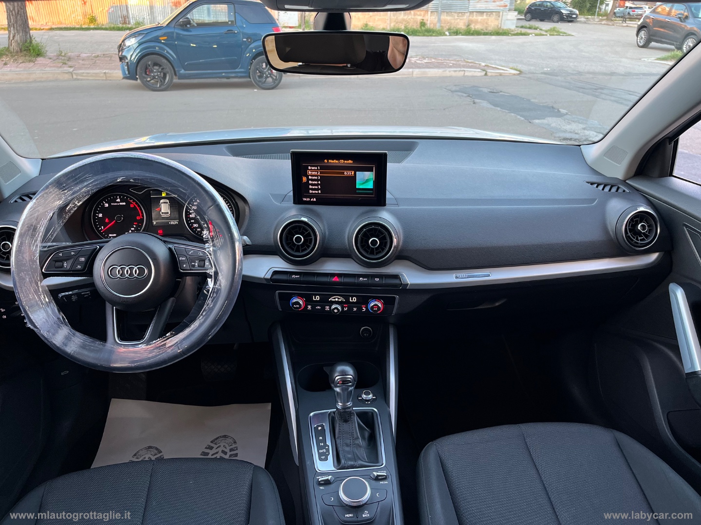 Q2 30 TDI S tronic Business Design - immagine 29