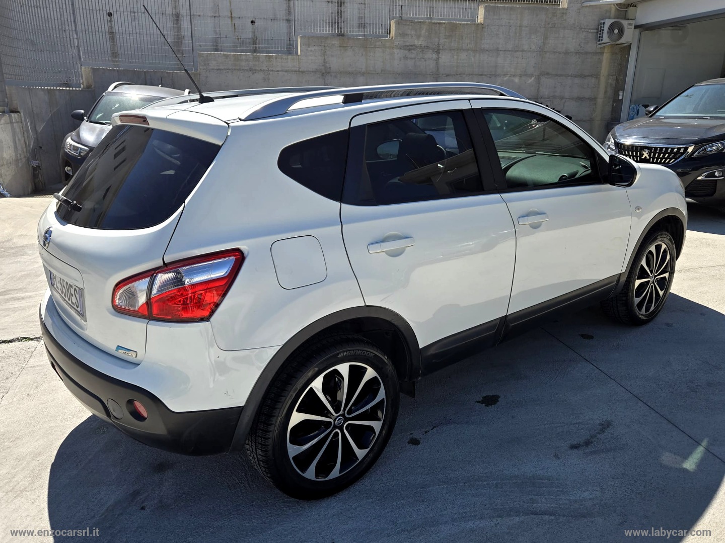 Qashqai 1.5 dCi DPF Tekna TETTO PANORAMICO - immagine 29