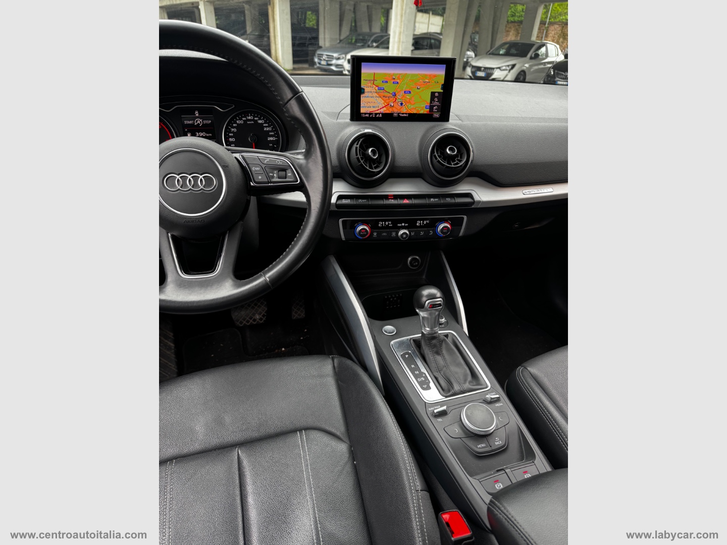 Q2 35 TDI S tronic Identity Black - immagine 29