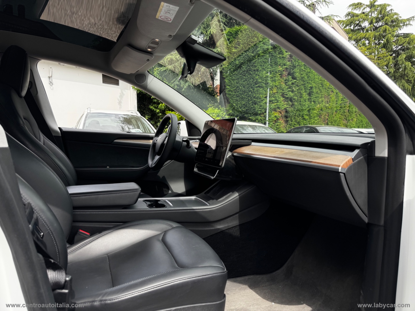 Model Y BEV 75 KWH Long Range AUTO 4WD - immagine 29