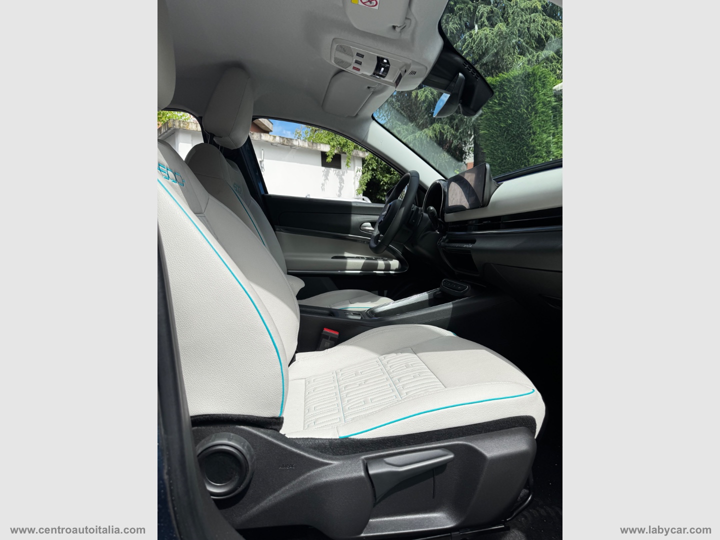NUOVA 600 Hybrid 110 CV DCT MHEV La Prima II - immagine 29