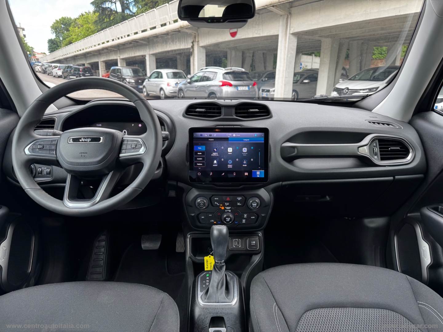 Renegade 1.5 T4 MHEV Altitude - immagine 29