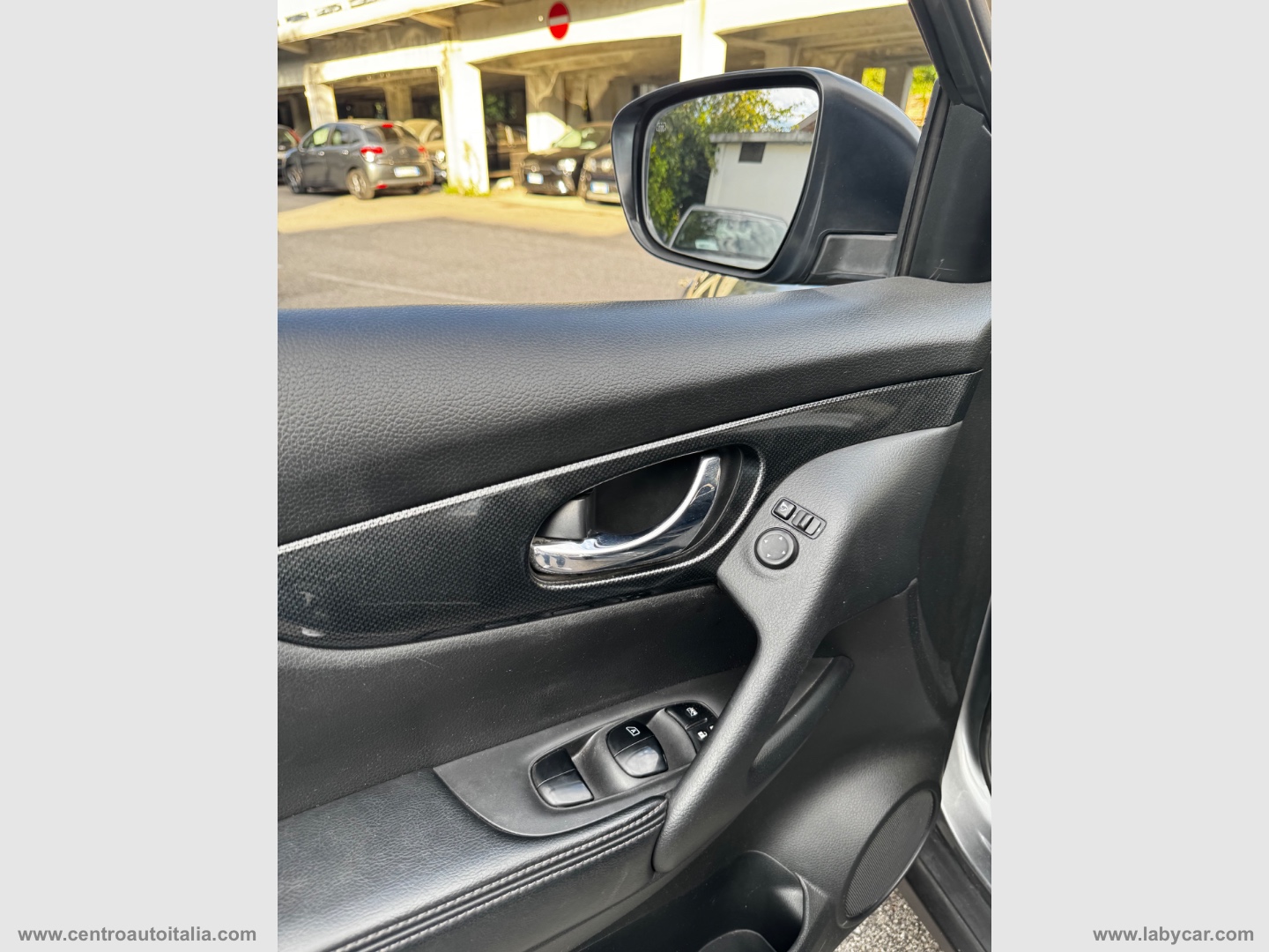X-Trail 1.6 dCi 2WD Acenta Premium - immagine 29