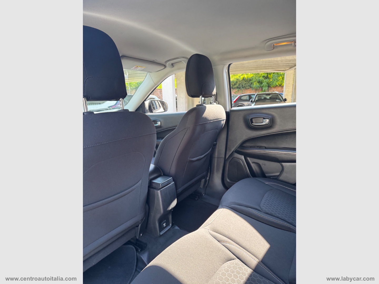 Compass 1.4 MultiAir 2WD Longitude - immagine 29