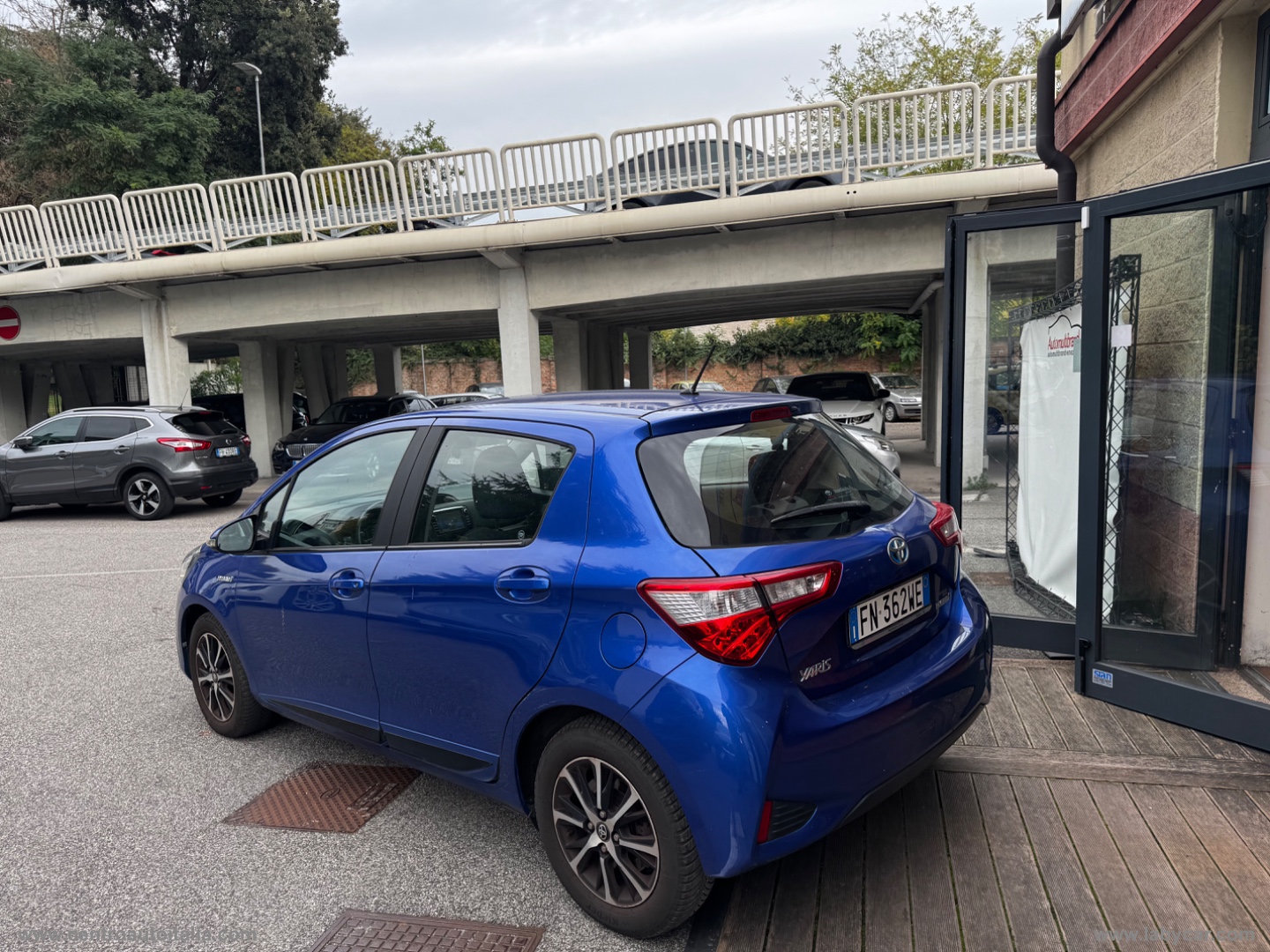 Yaris 1.5 Hybrid 5p. Business - immagine 29
