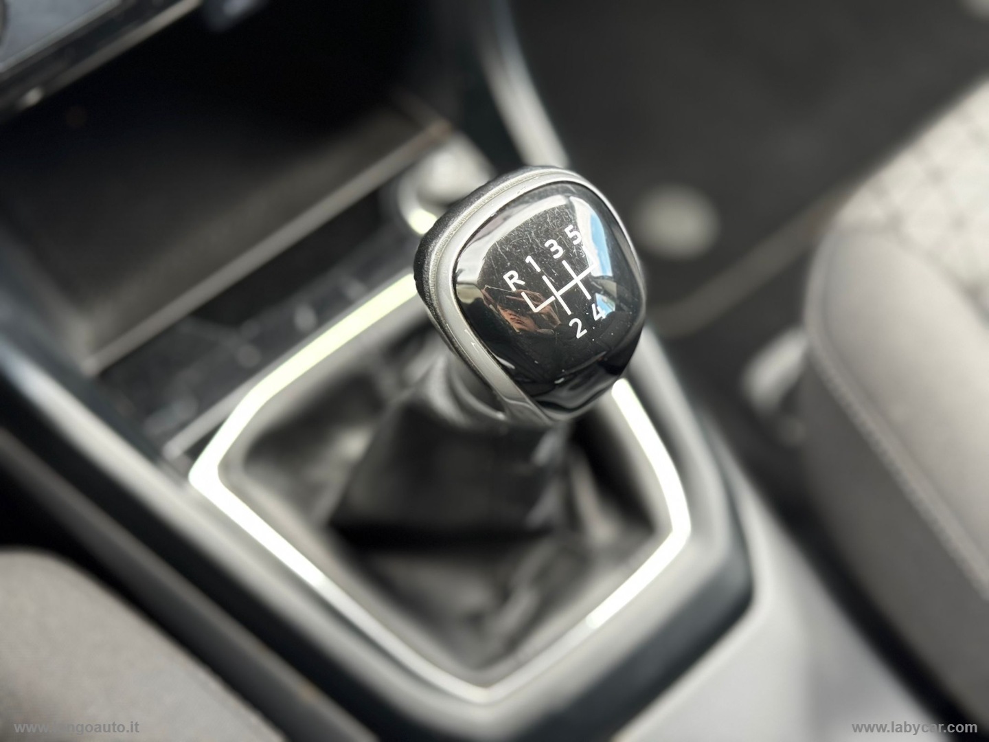 T-Cross 1.6 TDI LIFE ADATTA A NEOPATENTATI - immagine 29