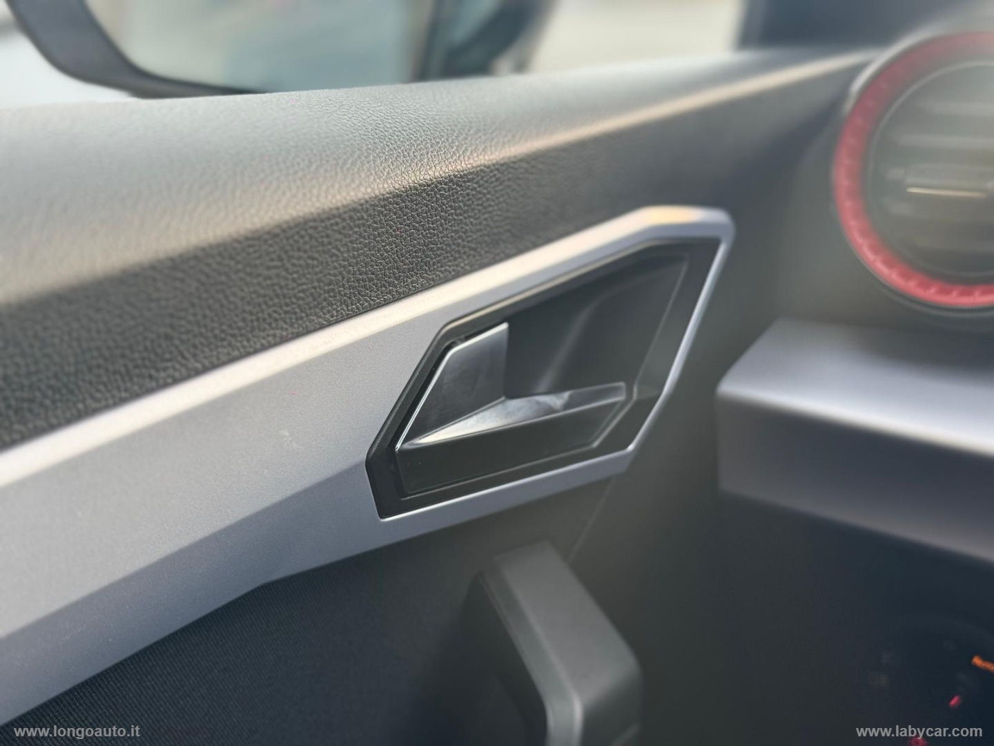 Arona 1.0 EcoTSI 115CV DSG FR ADATTA A NEOPATENTATI - immagine 29