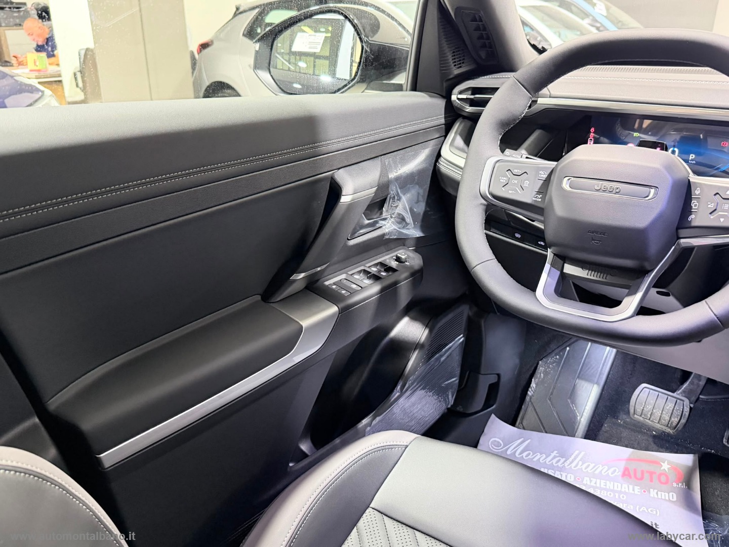 Compass 1.2 Turbo 48V e-Hybrid Summit - immagine 29