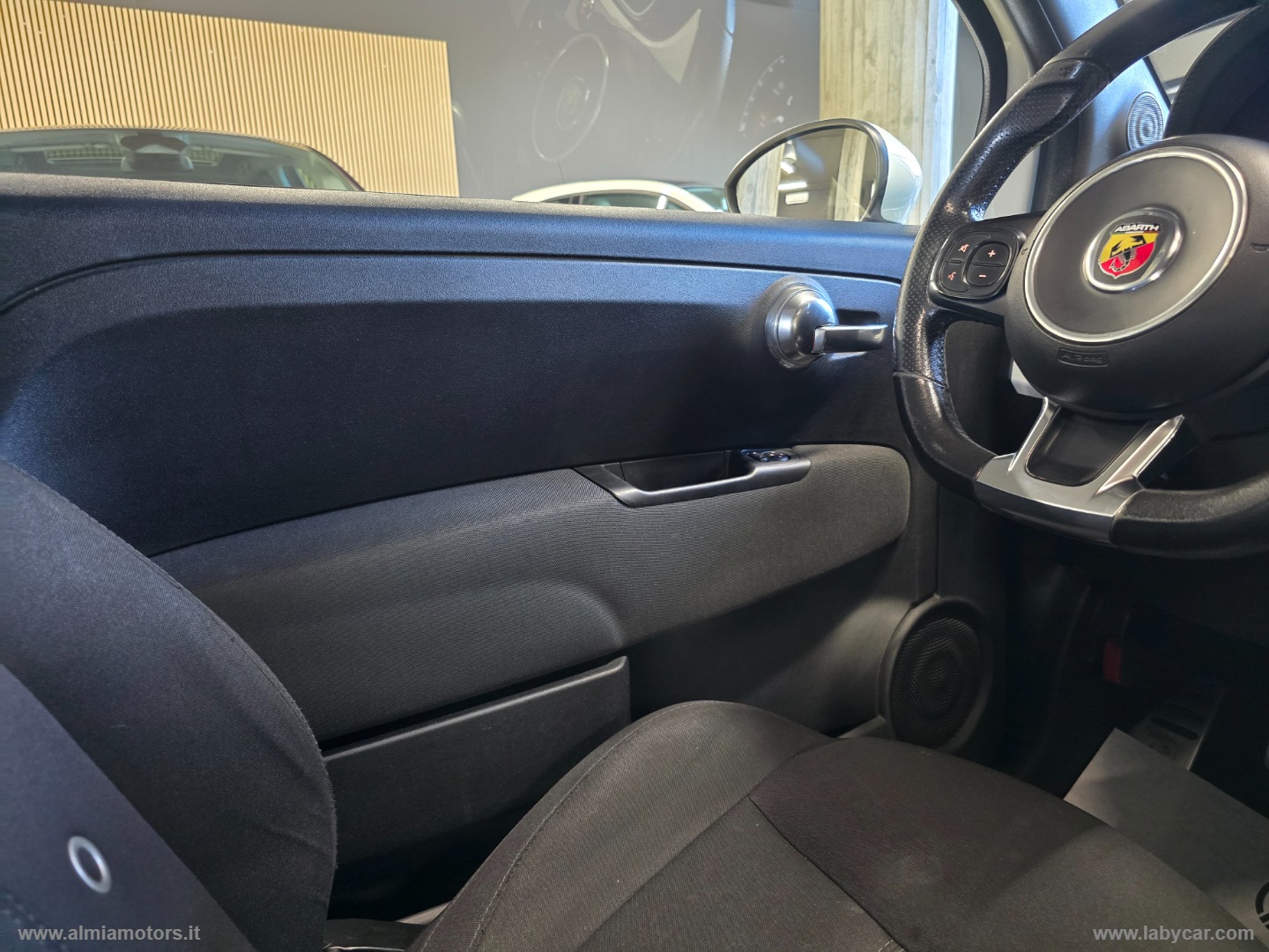 595 1.4 Turbo T-Jet 145 CV - immagine 29