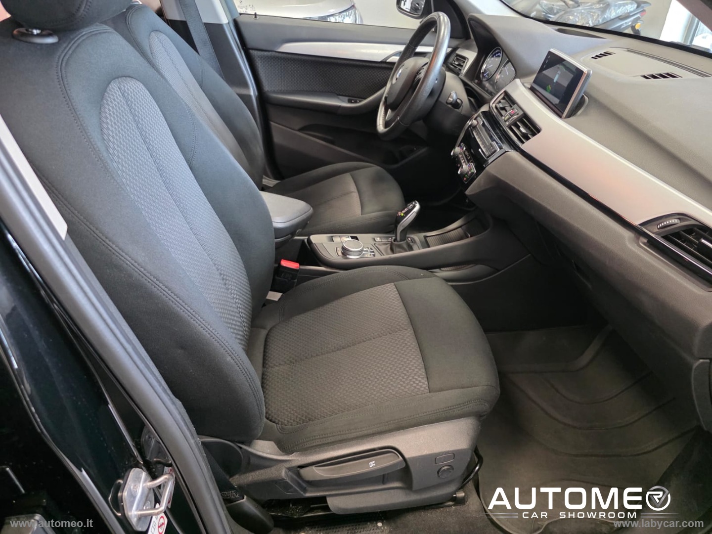 X1 XDrive18d Advantage - immagine 29