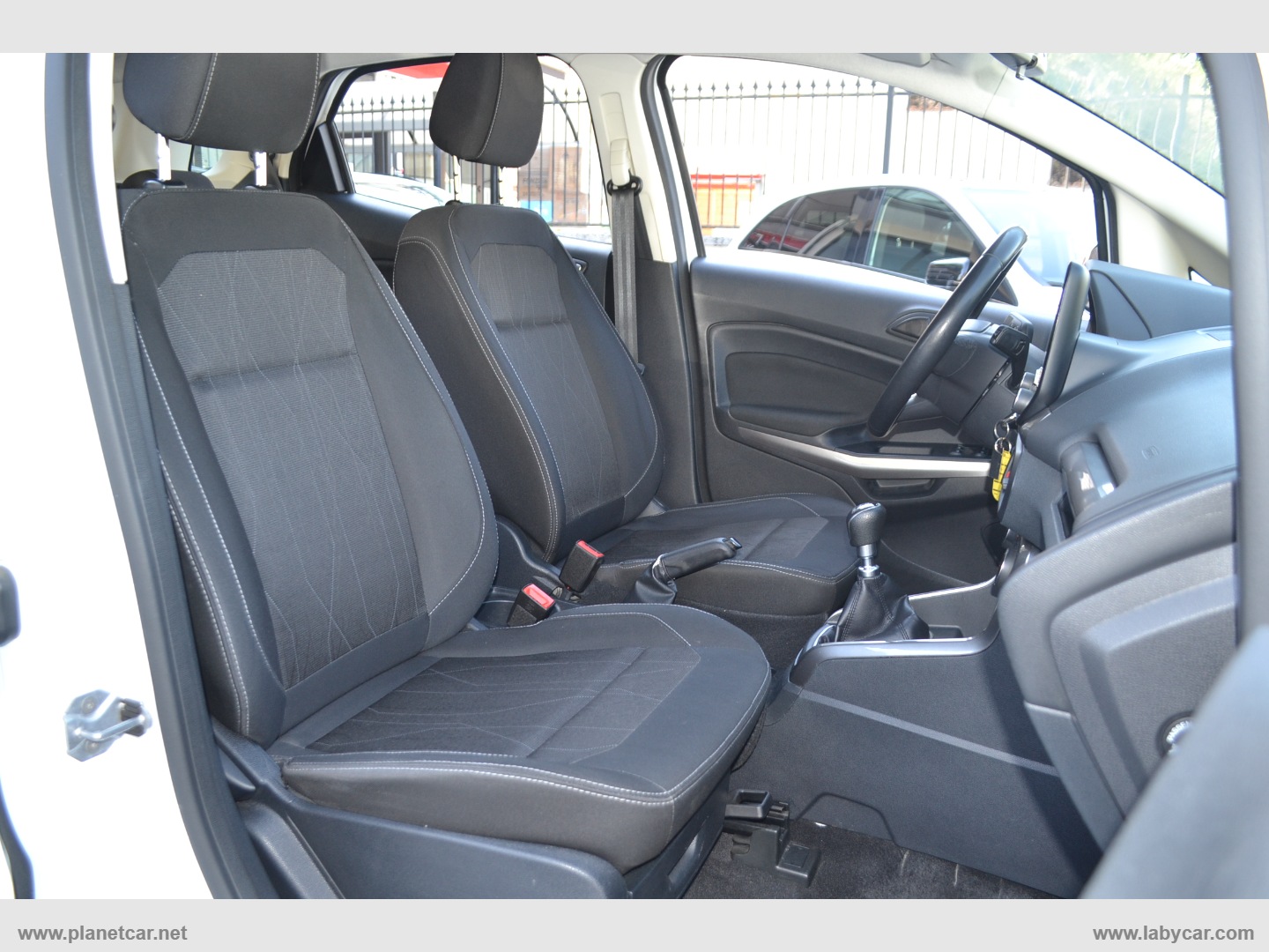 EcoSport 1.0 EcoBoost 100 CV Business - immagine 30
