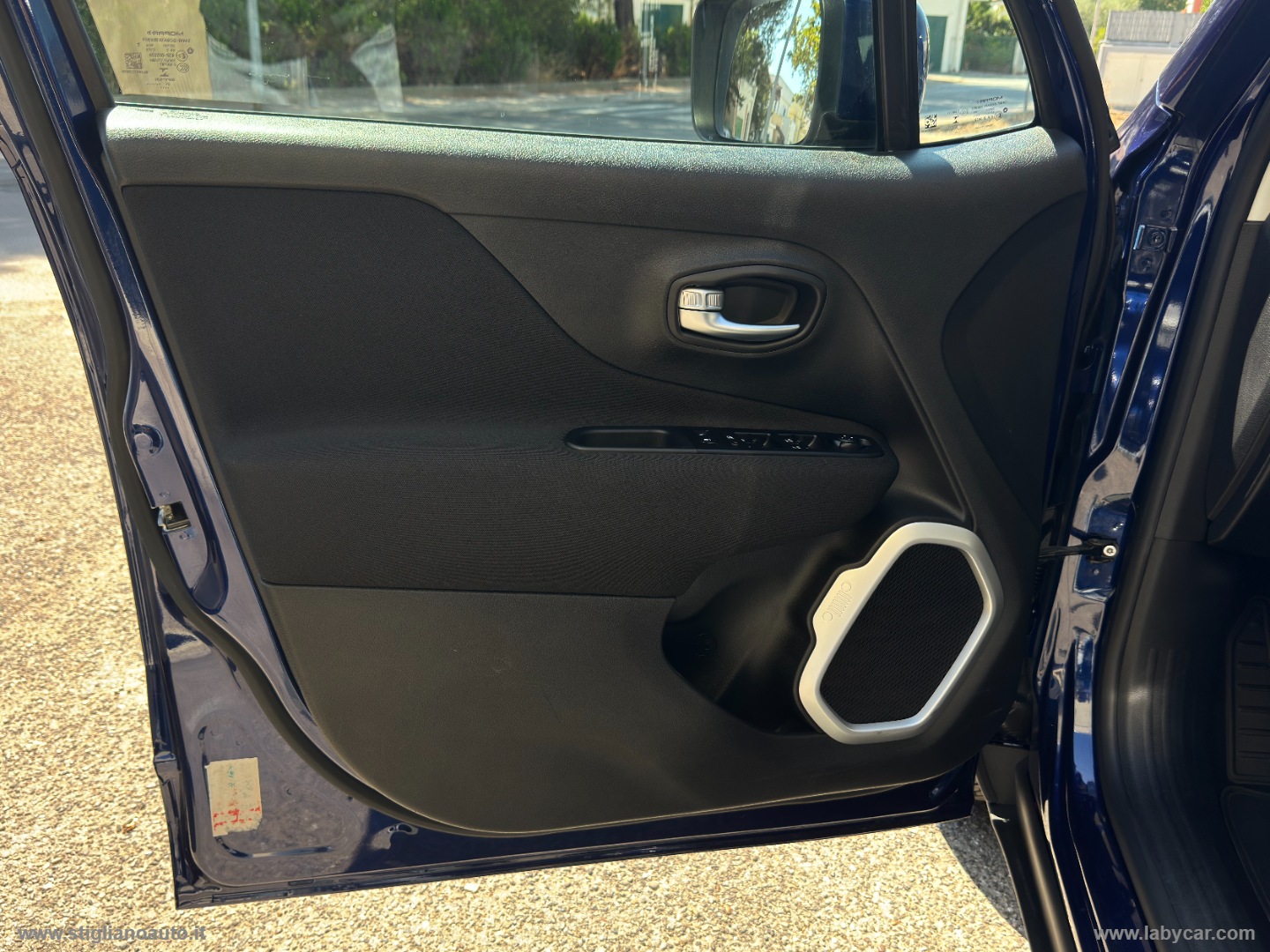 Renegade 1.6 Mjt 130 CV Business UFFICIALE STELLANTIS - immagine 30