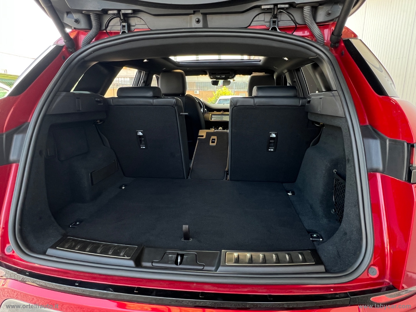 RR Evoque 2.0D I4 163 CV AWD Auto R-D. S - immagine 30