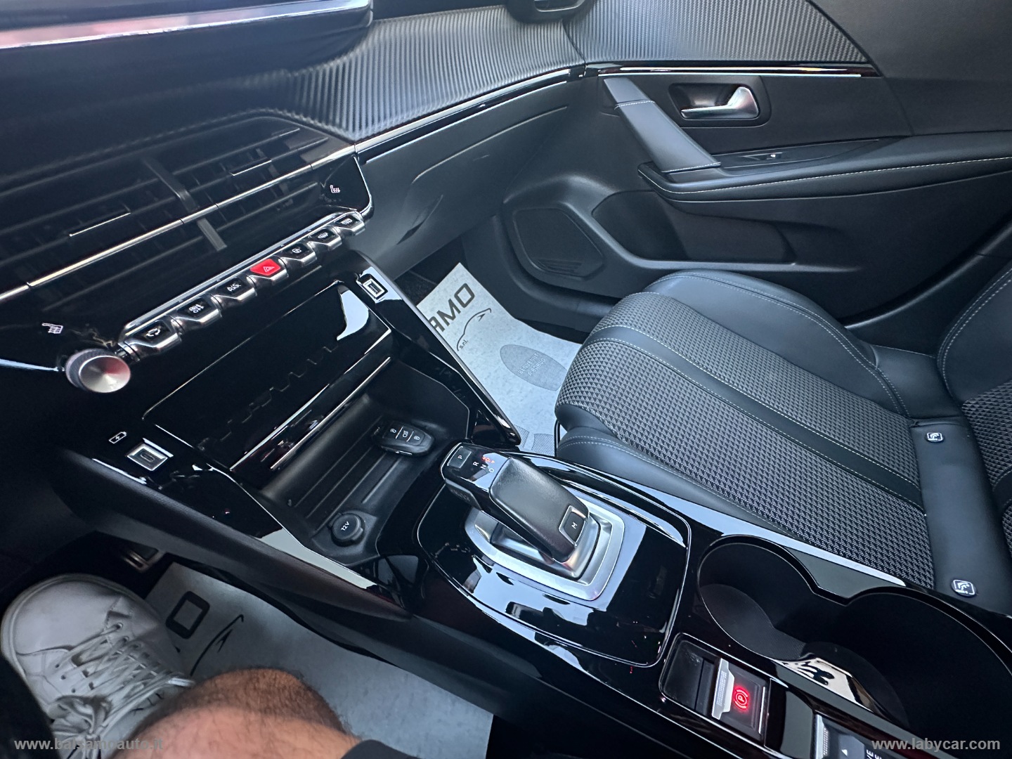 208 GT Line PANORAMA - immagine 30