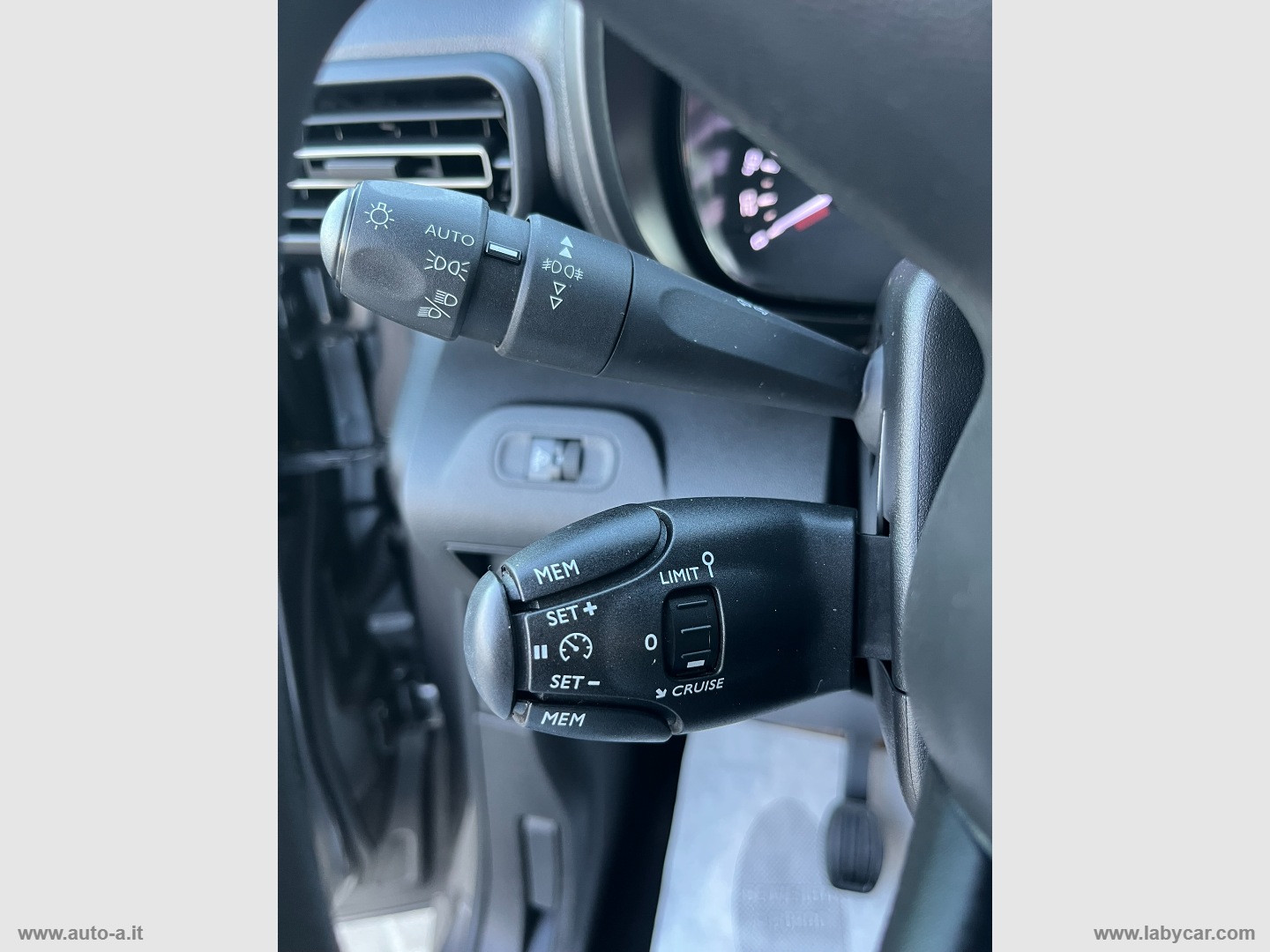 Berlingo BlueHDi 100 S&S SHINE TRASPORTO DISABILI - immagine 30