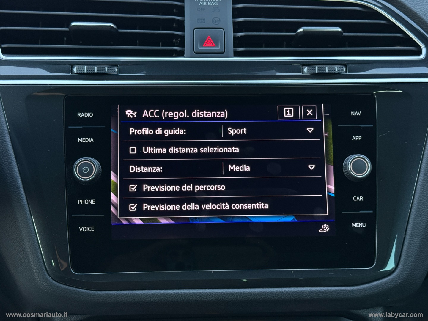 Tiguan 2.0 TDI 150CV DSG R-Line 2023 LUCI AMBIENTE - immagine 30