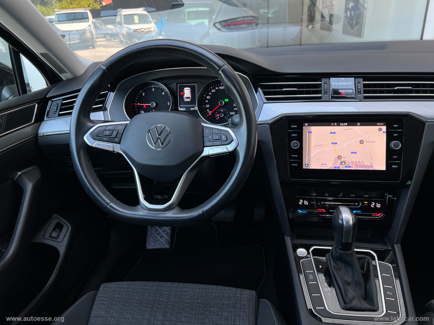 Passat Variant 2.0 TDI DSG Business BMT - immagine 30