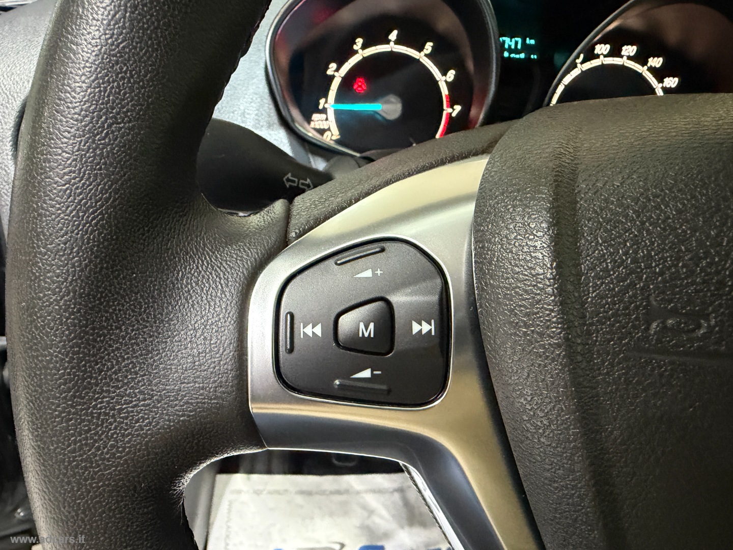 Tourneo Connect 1.0 EcoBoost Plus *5 POSTI*DOPPIA PORTA*VETRI SCURI* - immagine 30