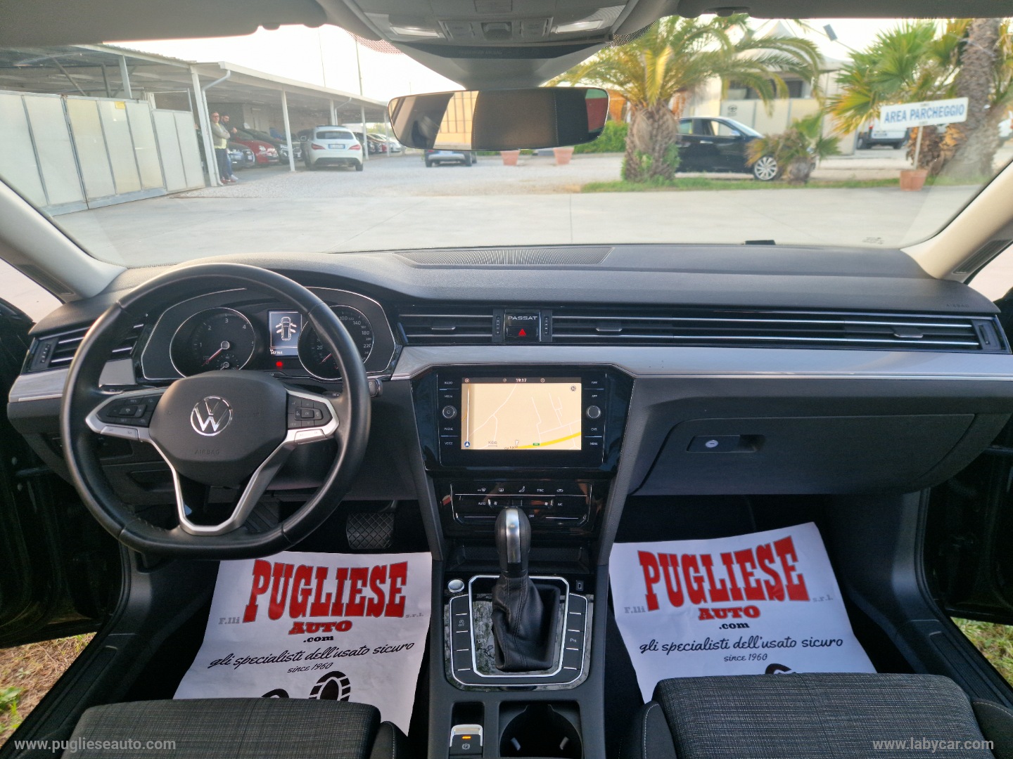 Passat Var. 2.0 TDI DSG Business TETTO - immagine 30