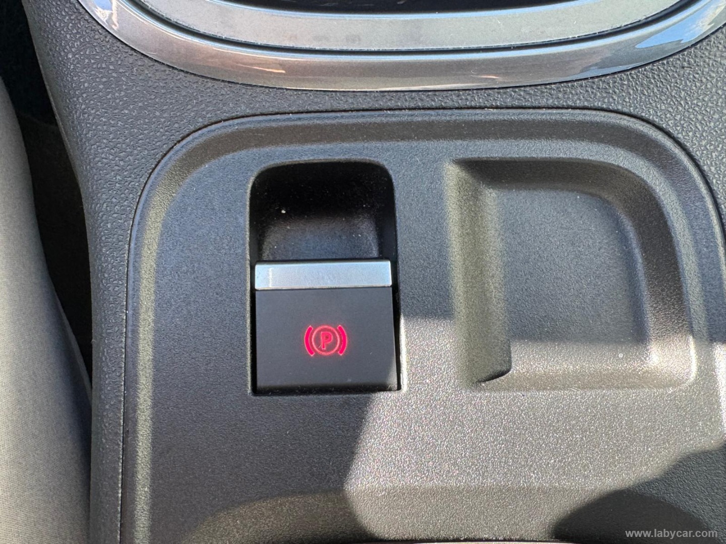 Fiat 600 Hybrid MHEV La Prima - Immagine 30