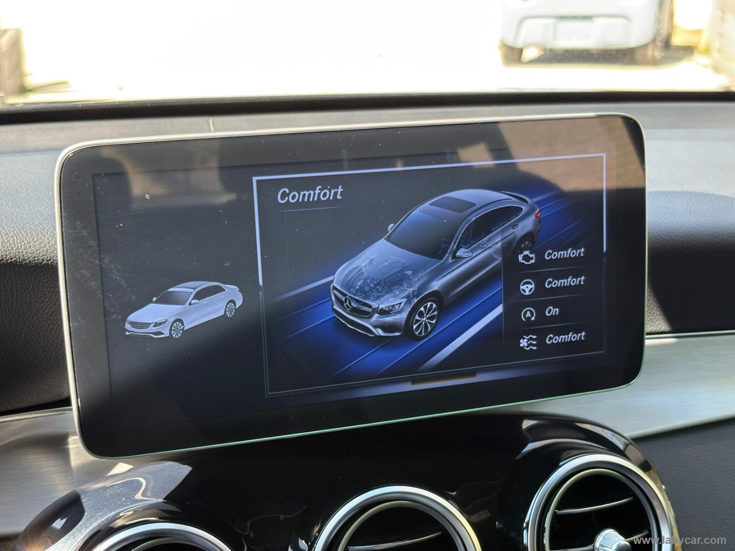GLC 220 d 4Matic Coupé Premium - immagine 30