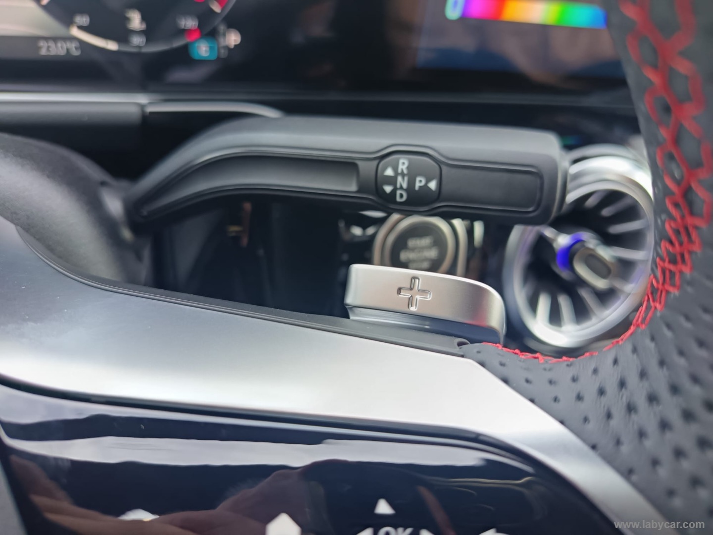 Mercedes-Benz Classe GLA GLA 200 d Automatic AMG Line Extra - Immagine 30