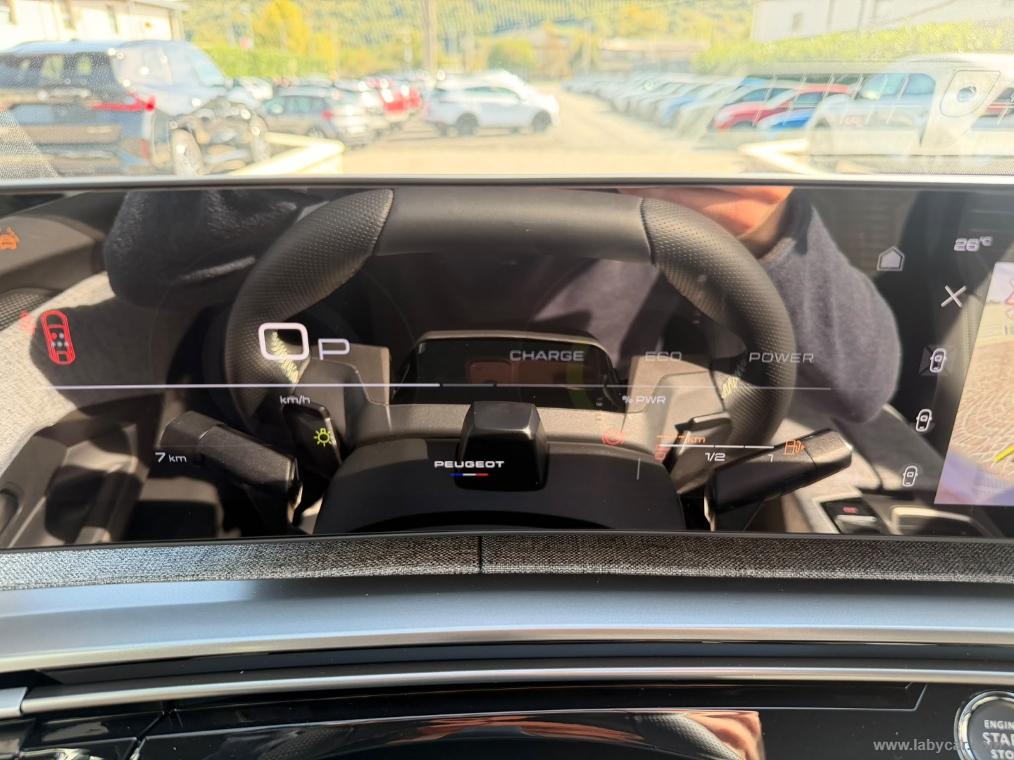 Peugeot 3008 Hybrid 145 e-DCS6 GT - Immagine 30