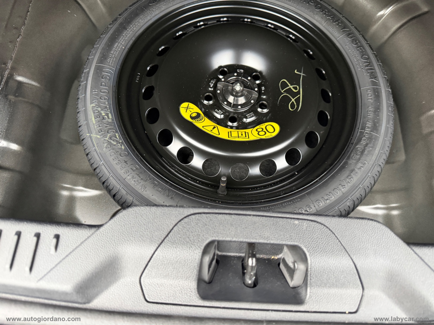 Focus 1.0 EcoBoost Hybr.125 5p.ST LINE SYNC 4 NAVIGATION TOUCH 13.2 - immagine 30