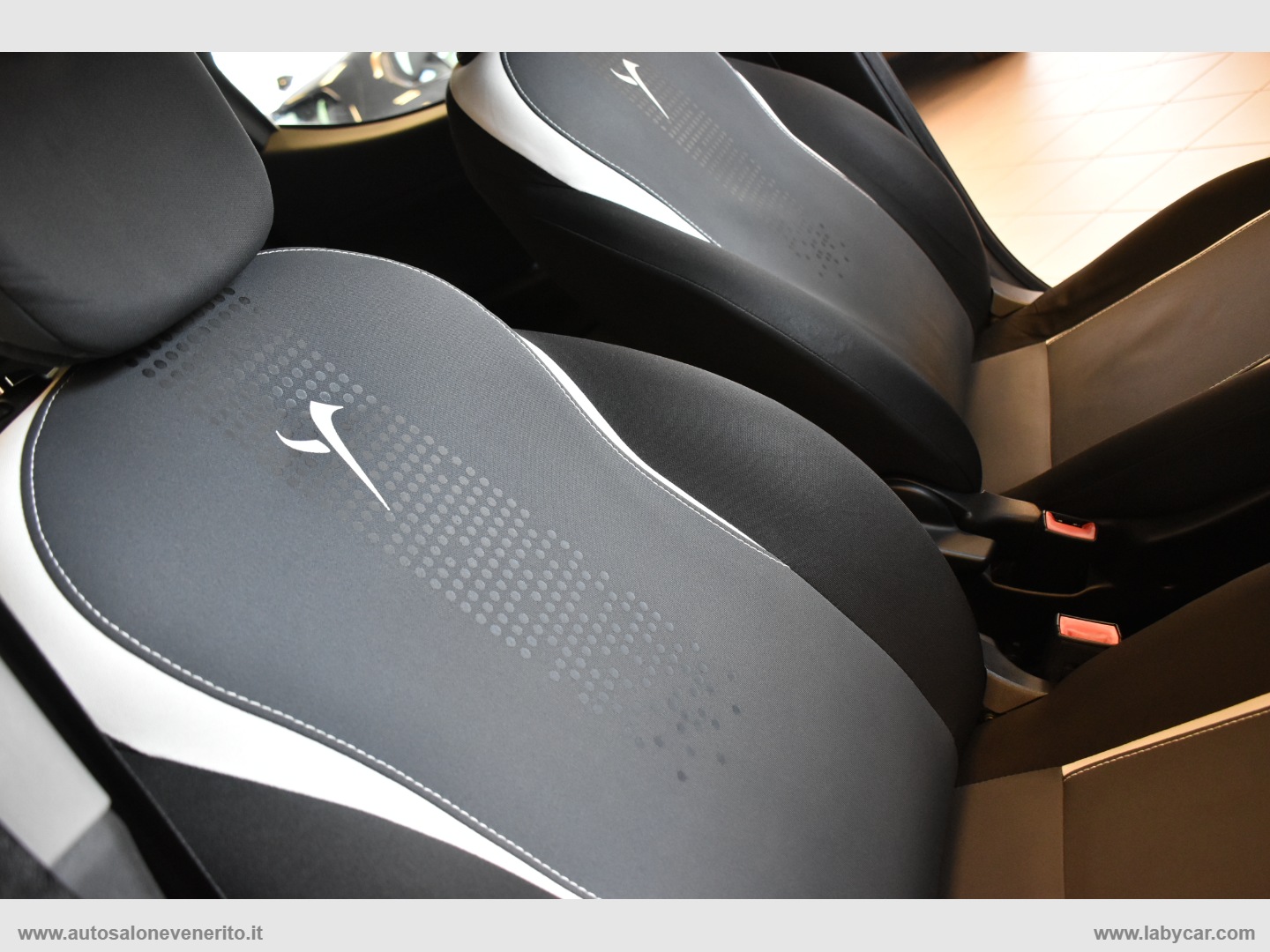 Ypsilon 1.2 69 CV 5p. Elefantino - immagine 30