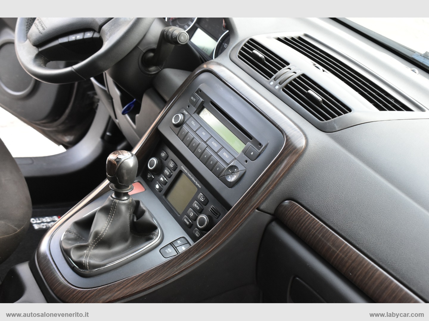 Croma 1.9 MJT Emotion - immagine 30
