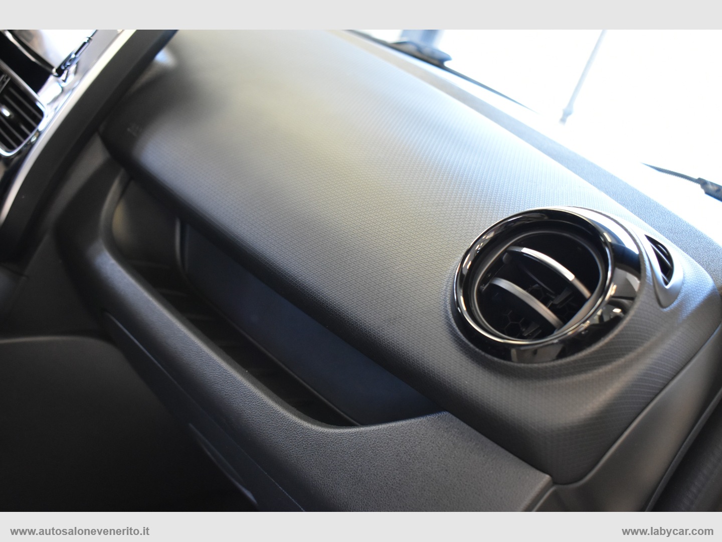 Clio dCi 8V 75 CV S&S 5p. Energy Intens - immagine 30