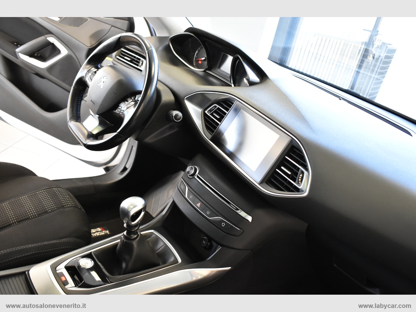 308 BlueHDi 120 S&S SW GT Line - immagine 30