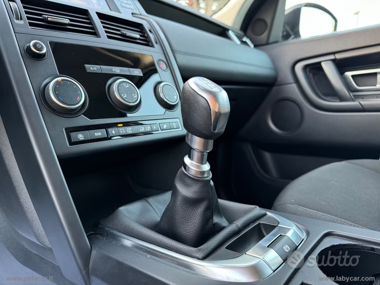 Discovery Sport 2.0 TD4 150 CV Pure - immagine 30