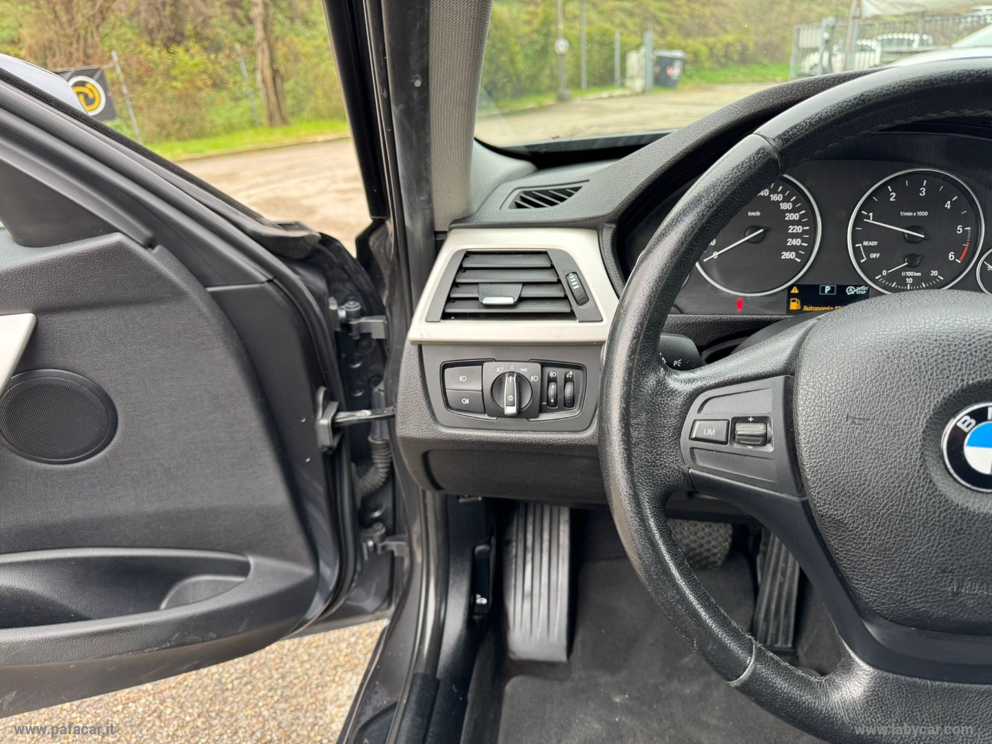 320d Touring Business aut. - immagine 30