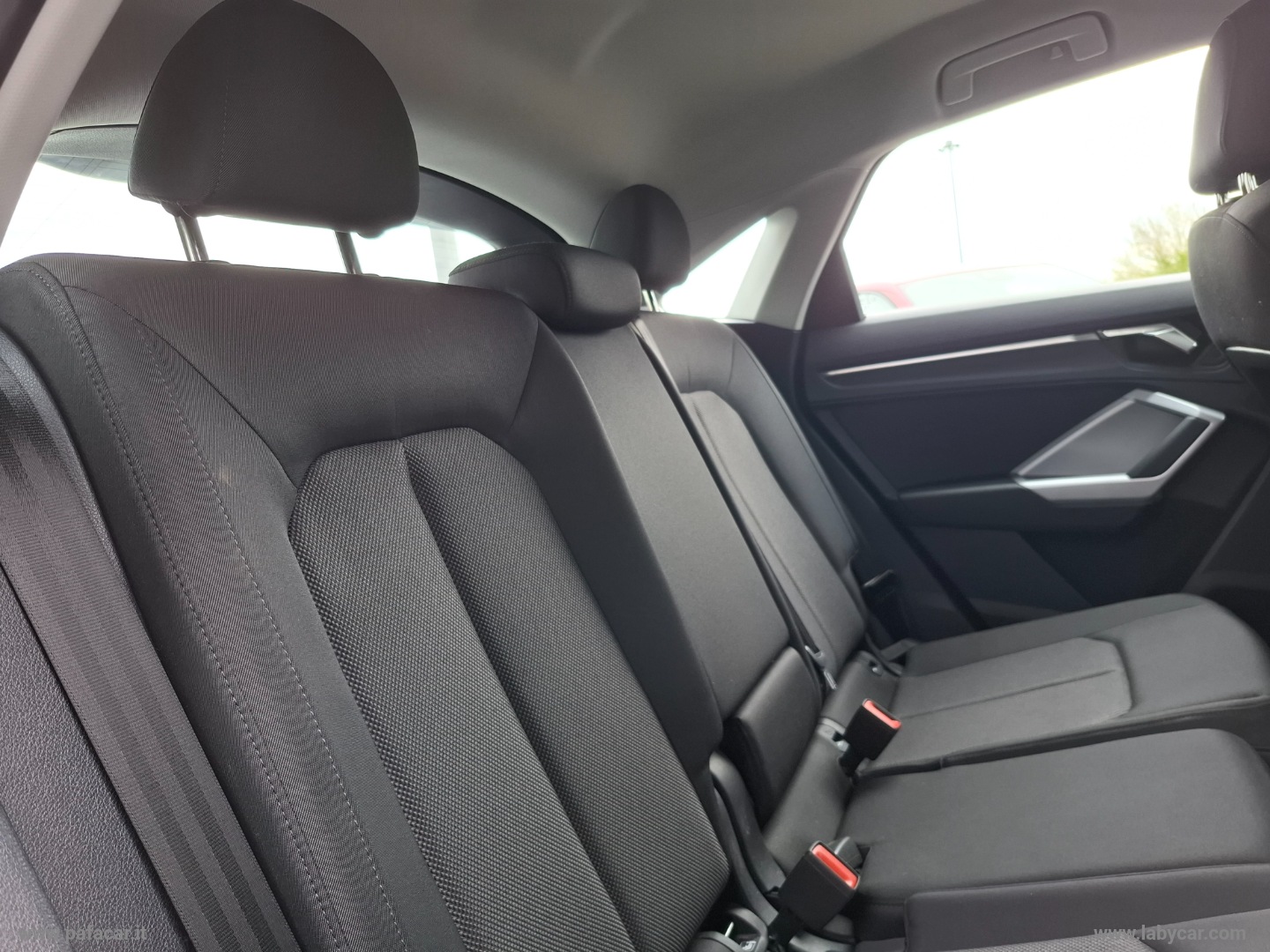 Q3 SPB 35 TDI quattro S tr. S line ed. - immagine 30