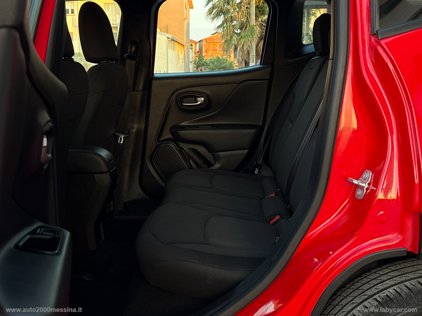 Renegade 1.6 Mjt 130CV Longitude - immagine 30