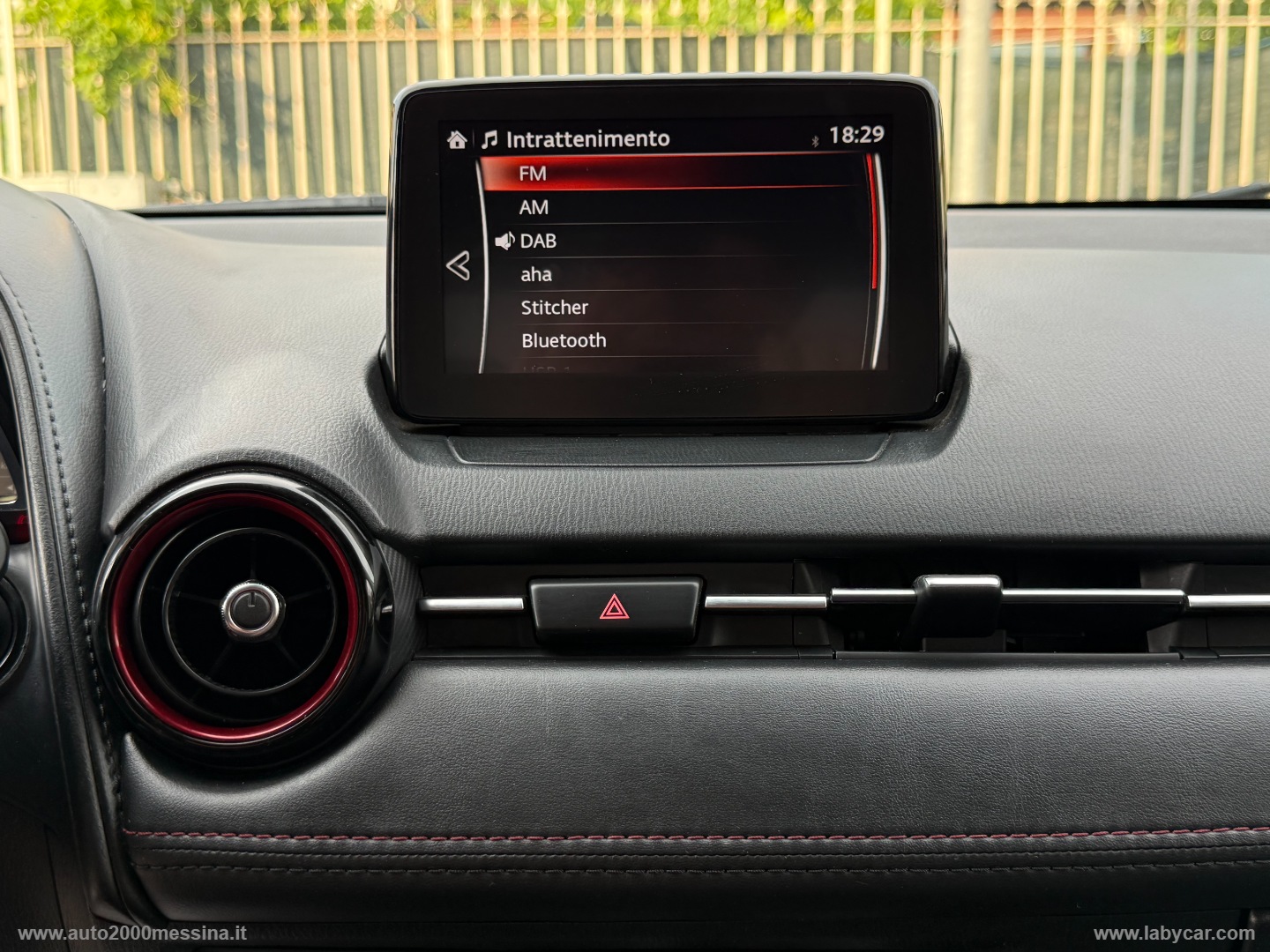 CX-3 1.5L Skyactiv-D Luxury Edition - immagine 30