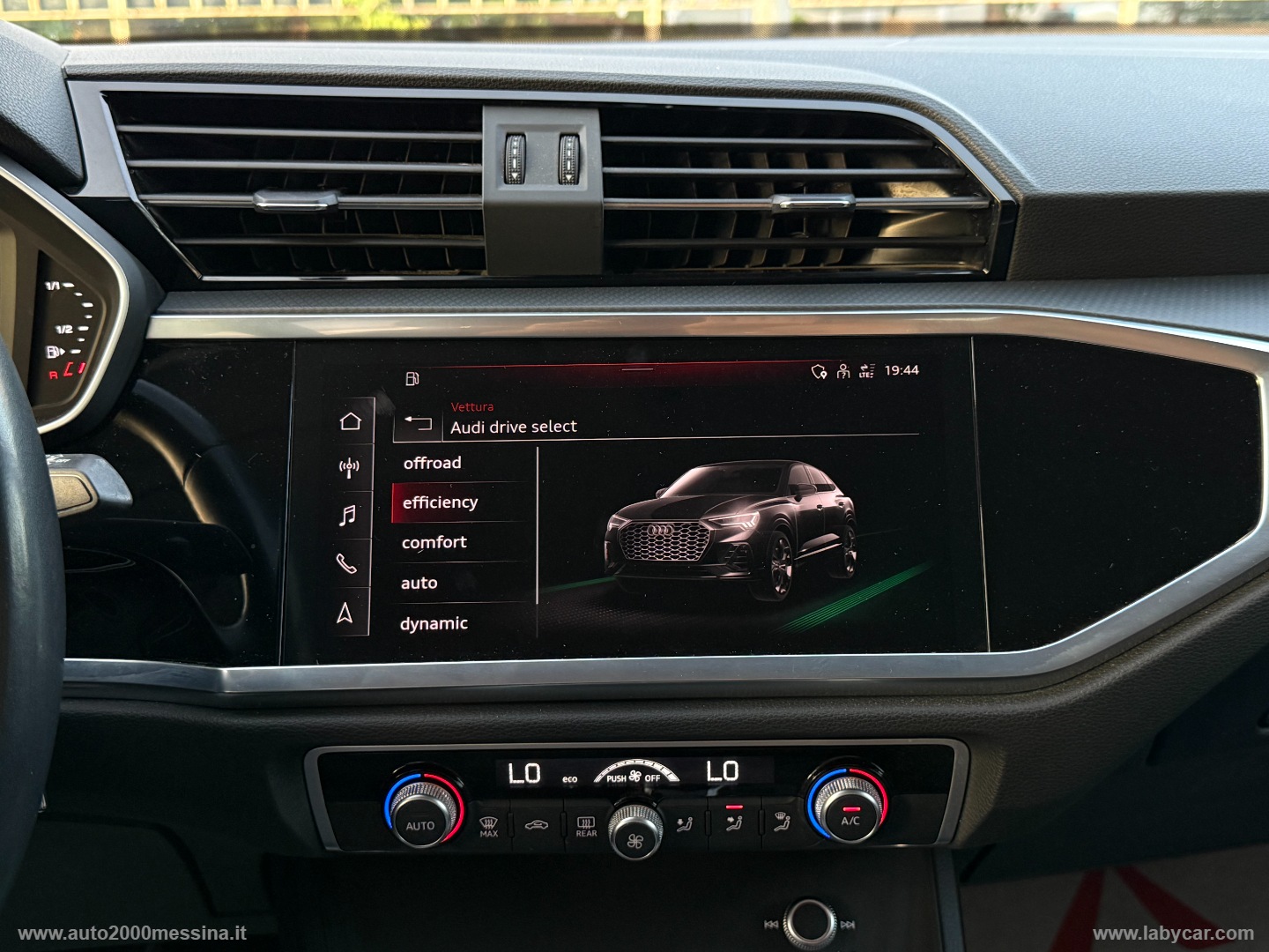 Q3 SPB 35 TDI S tronic Business Plus - immagine 30