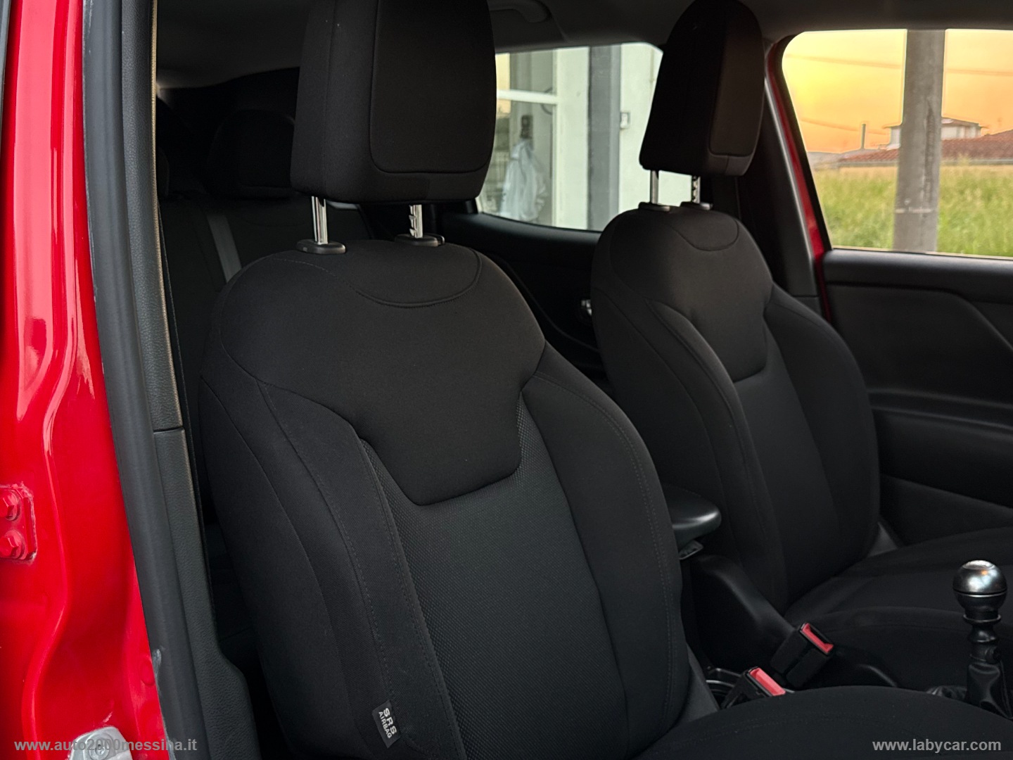 Renegade 1.6 Mjt 130CV Longitude - immagine 30