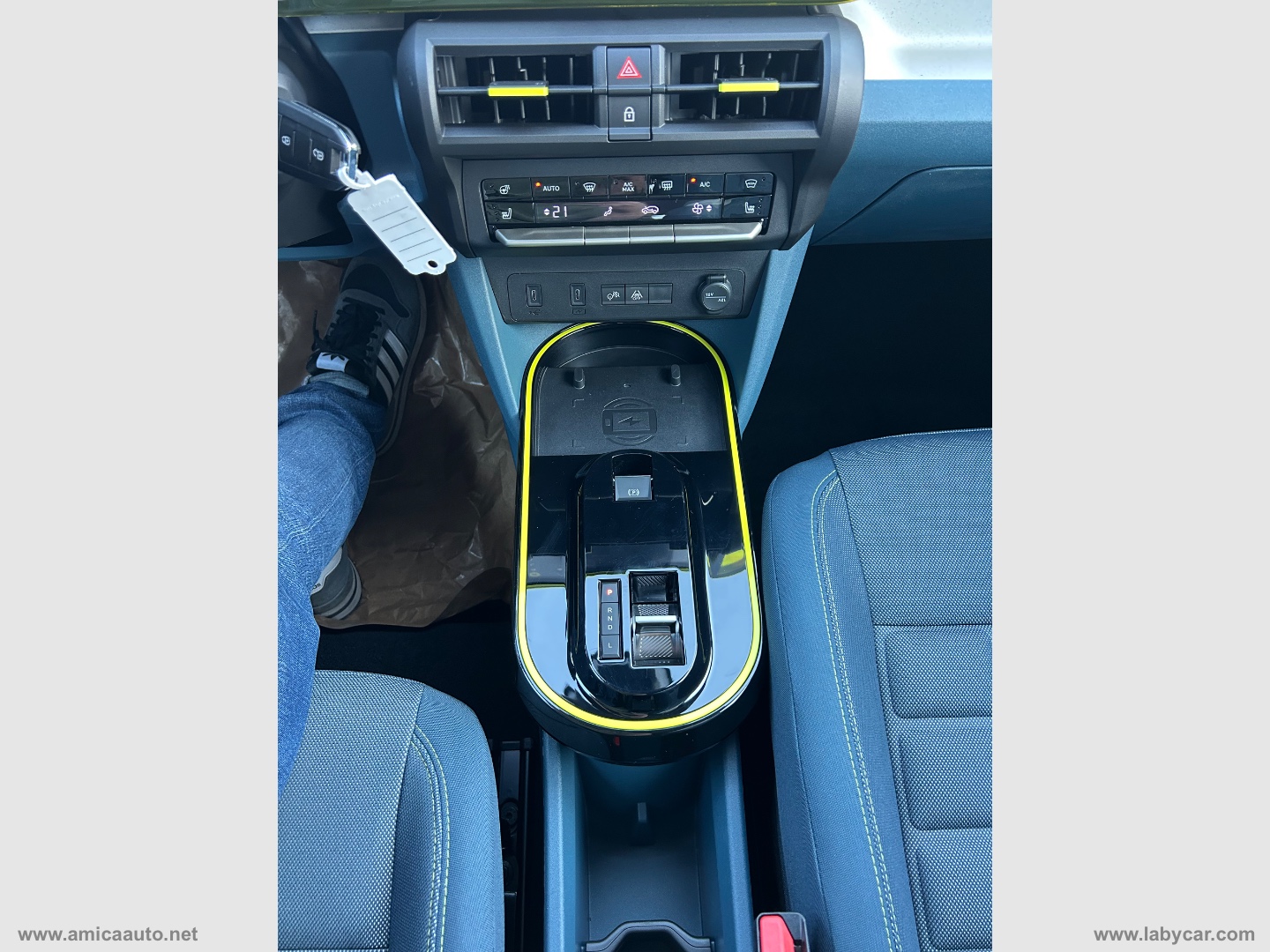 Grande Panda 1.2 Hybrid 110 S&S La Prima - immagine 30