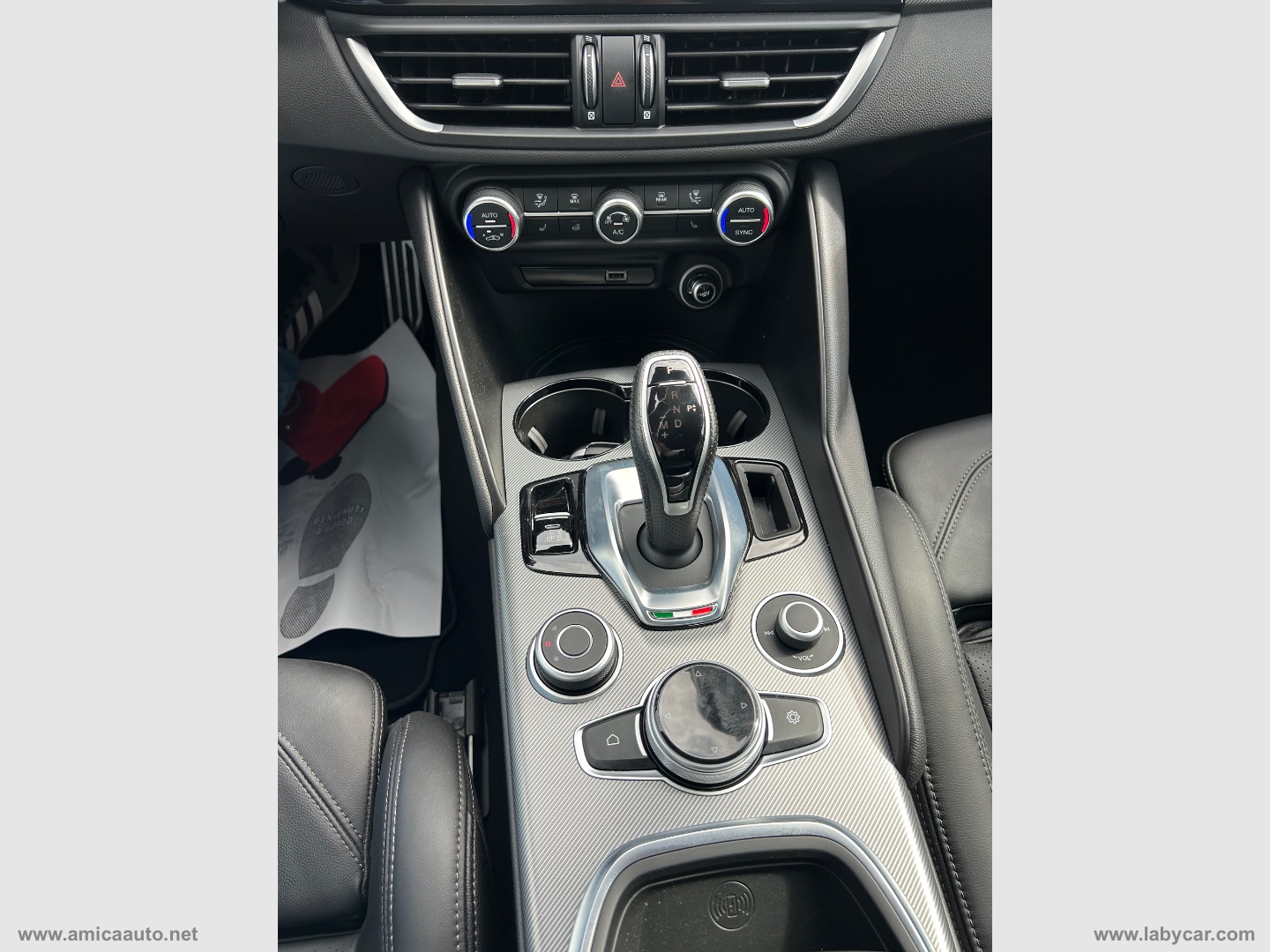 Giulia 2.0 Turbo 280CV AT8 AWD Q4 Veloce KM 10.700 - immagine 30