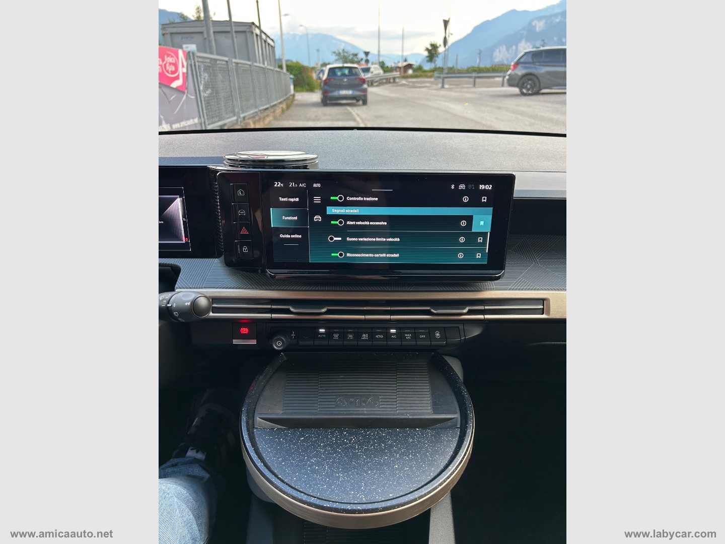 Ypsilon Hybrid e-DCT LX - immagine 30