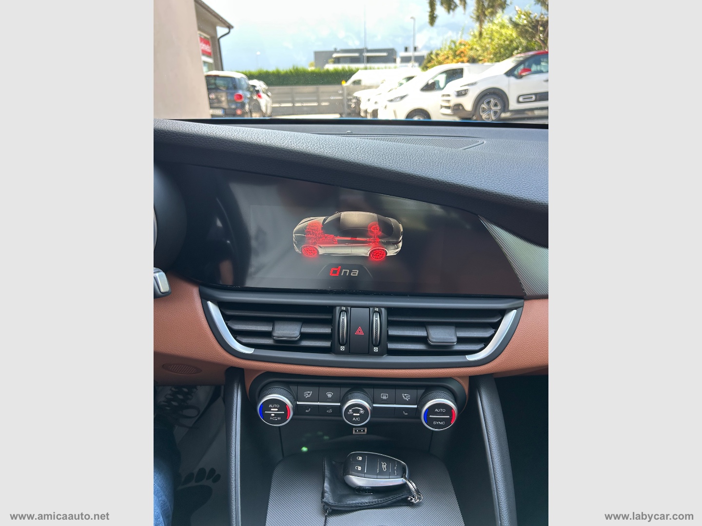 Giulia 2.0 Turbo 280CV AT8 AWD Q4 Veloce - immagine 30
