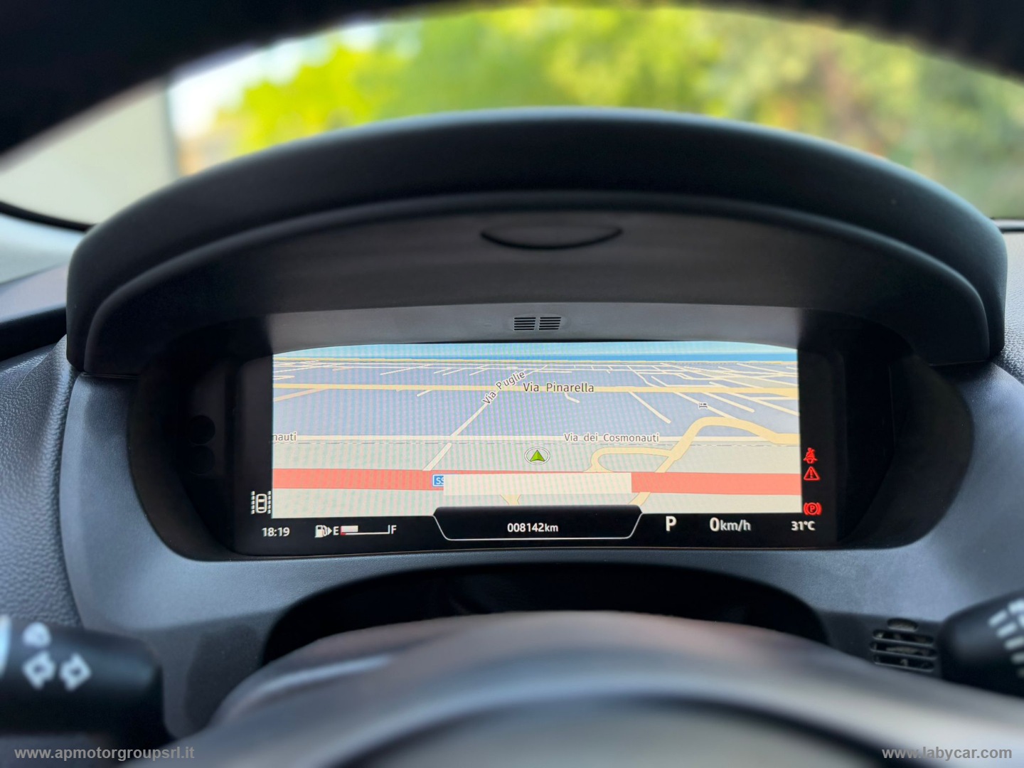 F-Pace 2.0 D 180 CV AWD aut. Prestige - immagine 30
