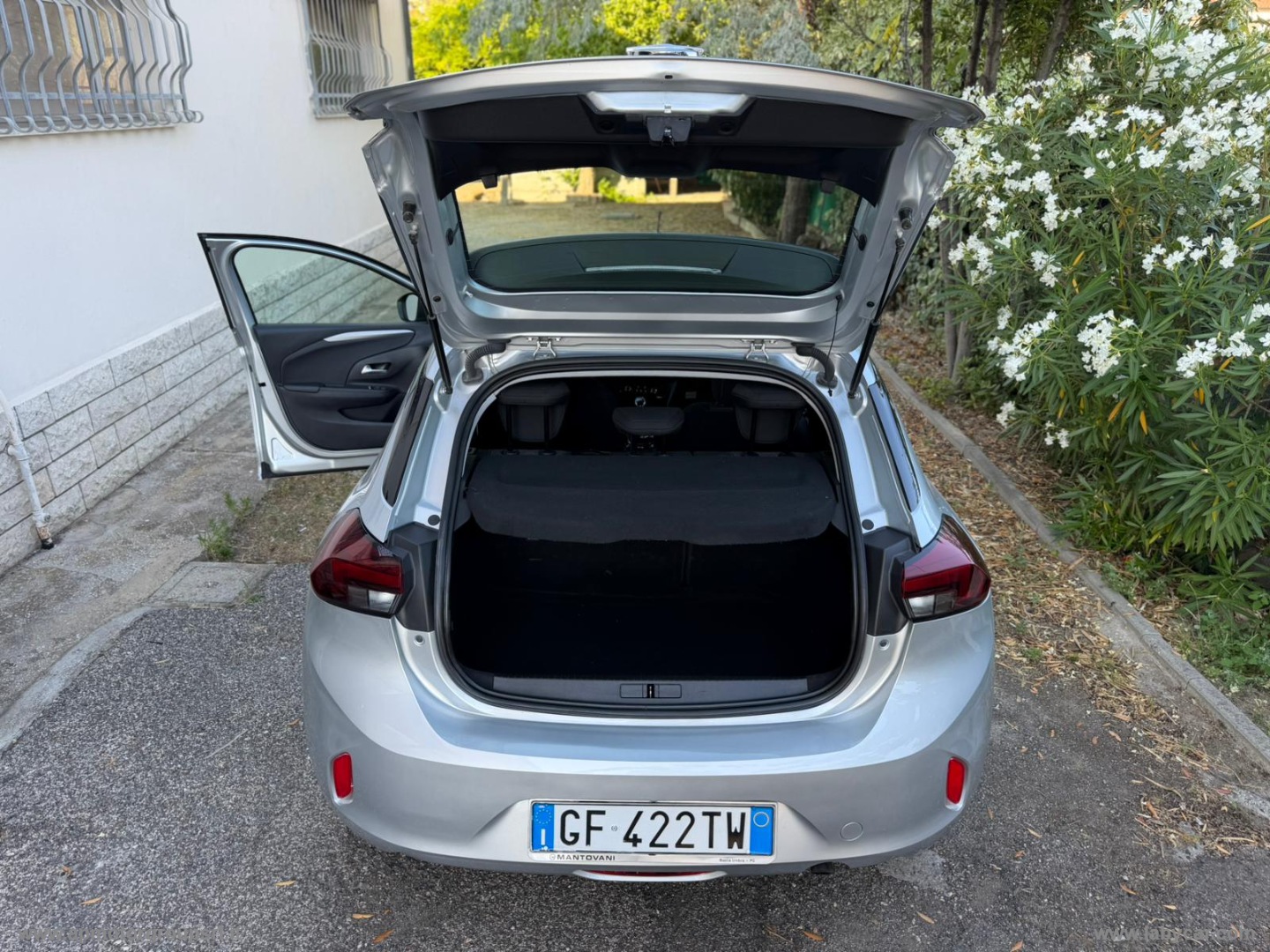 Corsa 1.2 Elegance - immagine 30